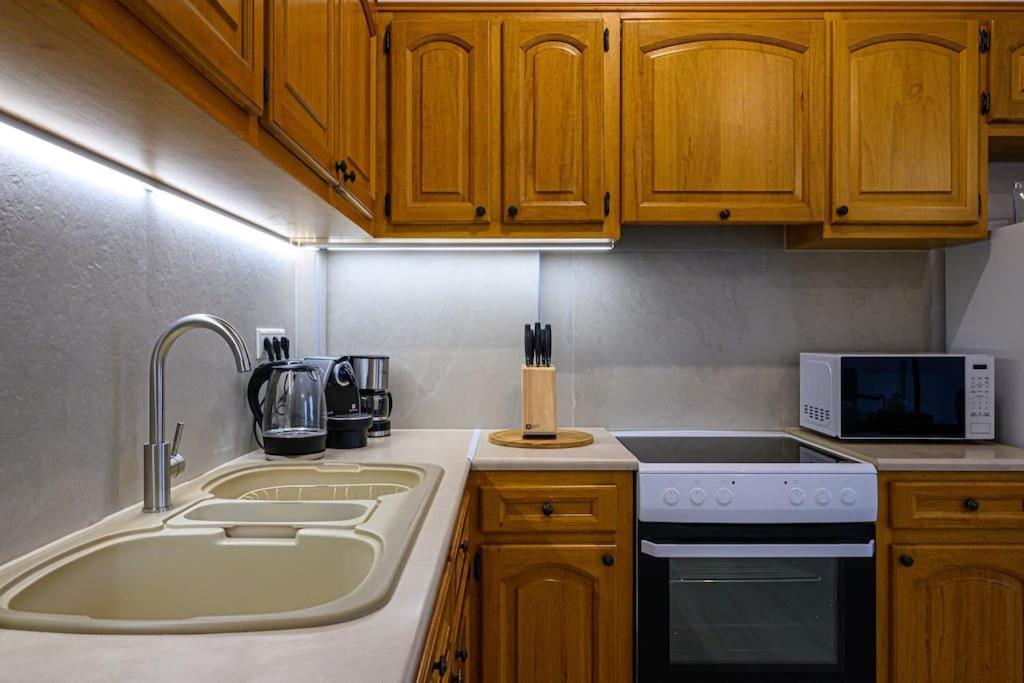 קלמאטה Anna'S Apartment מראה חיצוני תמונה